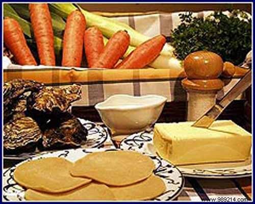 Expert Recipe: Warm Pousse en Claires Oyster Tarts from Tremblade with Leek Fondue