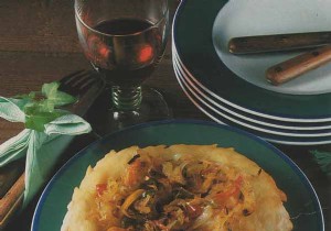 Savory Small Onion Tarts with Green Curry: Easy Recipe for 6