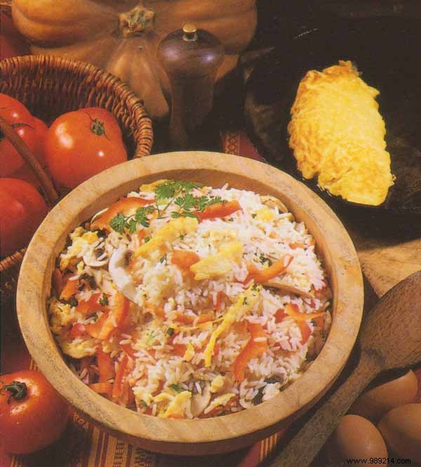 Catalan Rice Salad with Omelet Strips: A Fresh Summer Classic