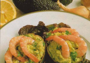 Spicy Avocado Cream with Prawns: Quick 15-Minute Appetizer Recipe