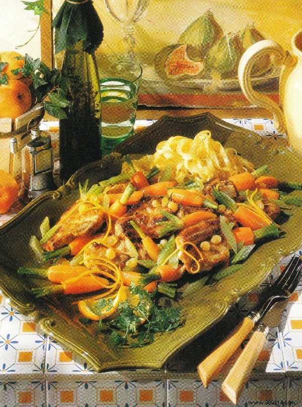 Tender Sautéed Veal with Carrots and Orange Zest: A Hearty Recipe for 4