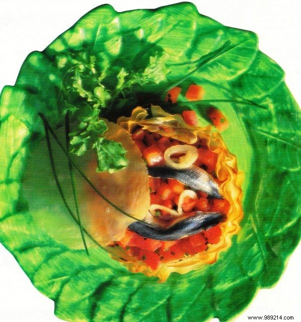 Fresh Tomato Tart with Anchovies: A Vibrant, Quick Recipe for 4