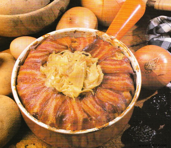 Authentic Prune and Raisin Stuffing (Farcement Savoyard) – Traditional Savoie Recipe