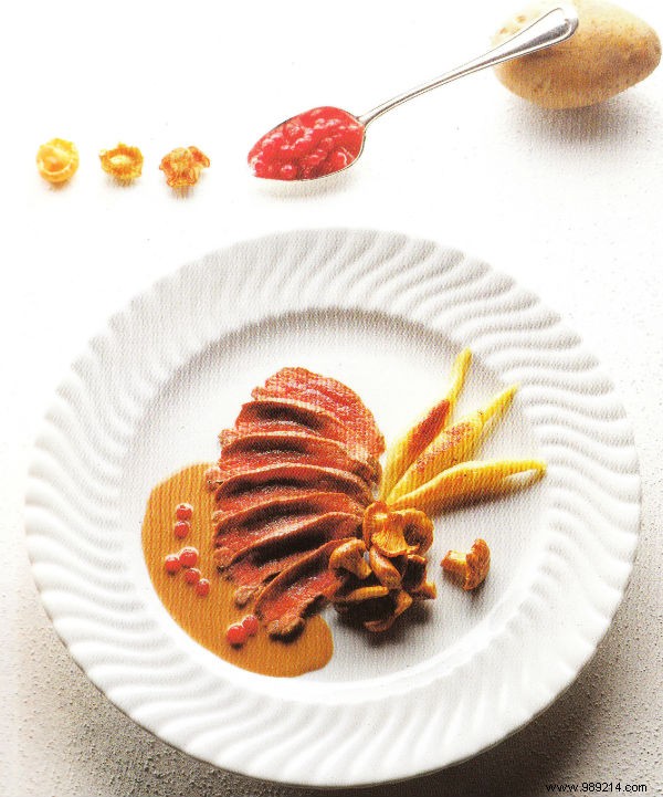 Exquisite Venison Saddle with Chanterelle Mushrooms and Crispy Puffed Potato Noodles