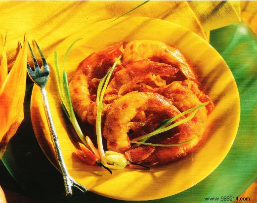 Spiced Prawns with Tomato Sauce: Quick Recipe for 6