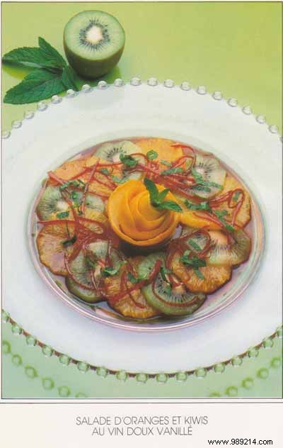 Refreshing Orange and Kiwi Salad with Vanilla-Infused Red Wine Syrup