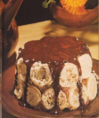 Authentic Saint-Emilion Macaroon and Chocolate Charlotte