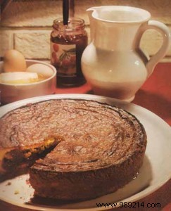 Authentic Basque Cake with Black Cherries: Timeless Recipe from Larousse