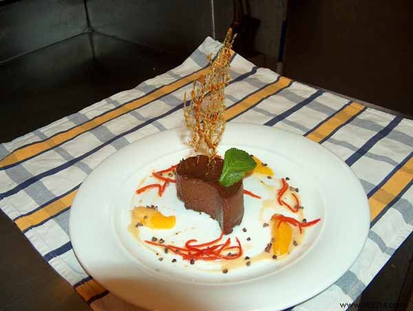 Sublime Bitter Chocolate Dessert: Chef Hubert s Gourmet Creation