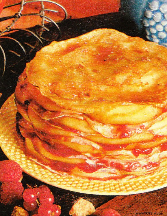 Four O Clock Pancake Cake: Quick, Layered Dessert Recipe for 6