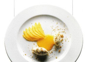 Exquisite Sesame Mousse with Fresh Mango: A Gourmet Dessert Recipe