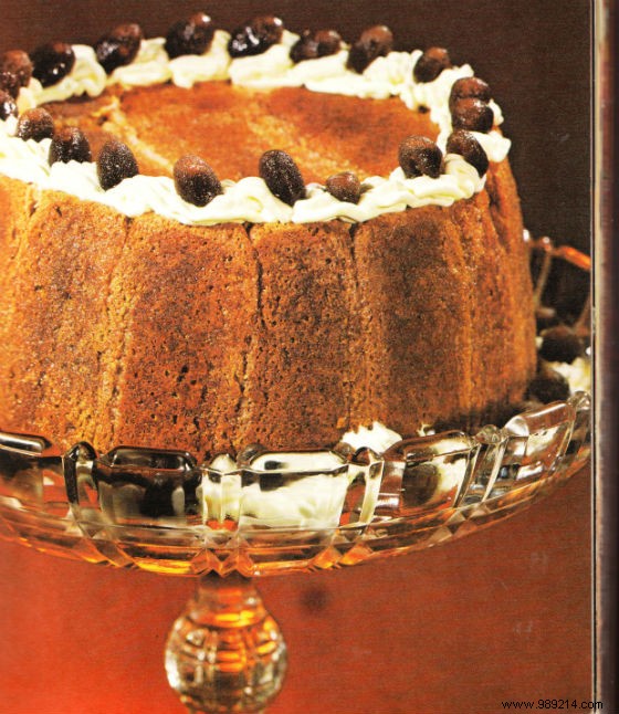 Authentic Charlotte Brasília: Coffee Ice Cream Charlotte Recipe for 6