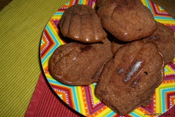 Perfect Chocolate Madeleines: Easy Recipe for Rich, Fudgy Delights