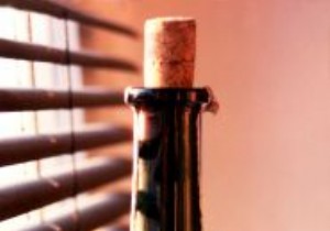 Easy Homemade Cocoa Liqueur Recipe: Rich, Authentic Flavor