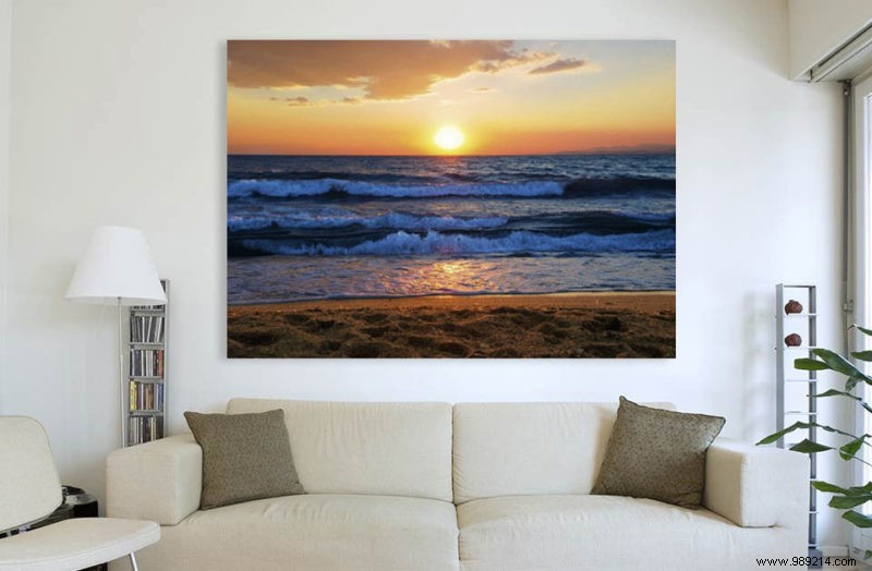 Expert Tips: How to Decorate and Furnish a Small Living Room for Maximum Space