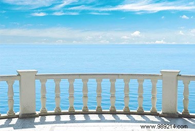 6 Expert Decorating Ideas to Maximize Style and Space in Your Small Apartment