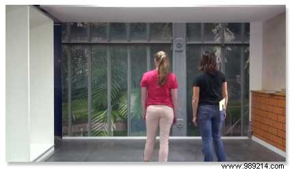 The Monoblock: Effortless One-Piece Panoramic Wallpaper