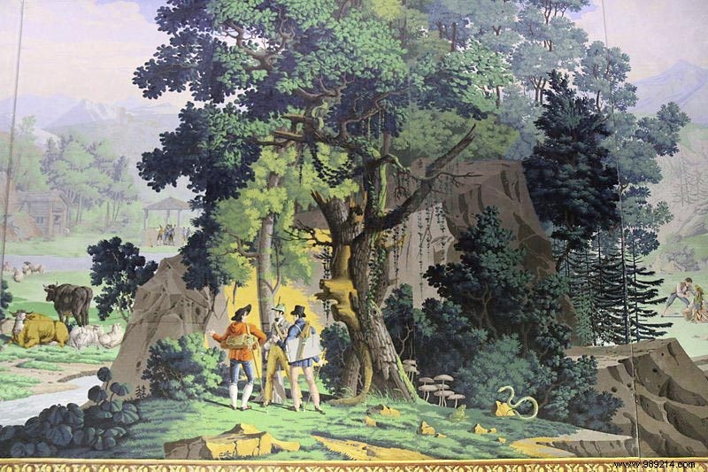 What Is Non-Woven Wallpaper? Expert Guide to Benefits and Installation