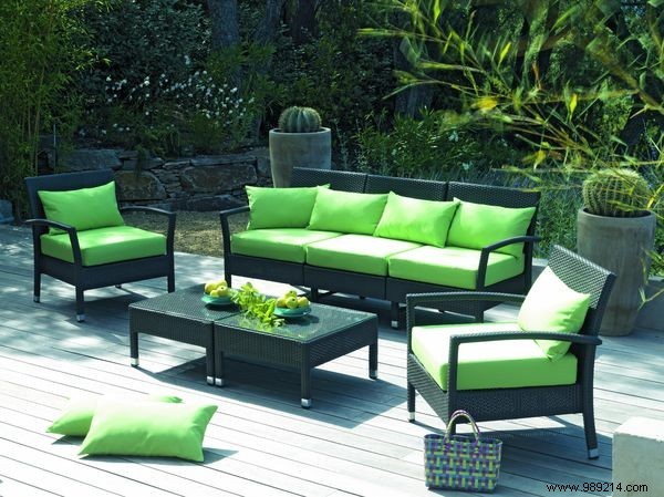 Expert Guide: How to Choose Durable Patio Furniture for Your Terrace