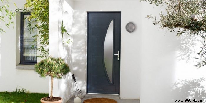How to Choose the Perfect Exterior Door: Expert Guide to Materials, Glazing, Insulation, and Trends