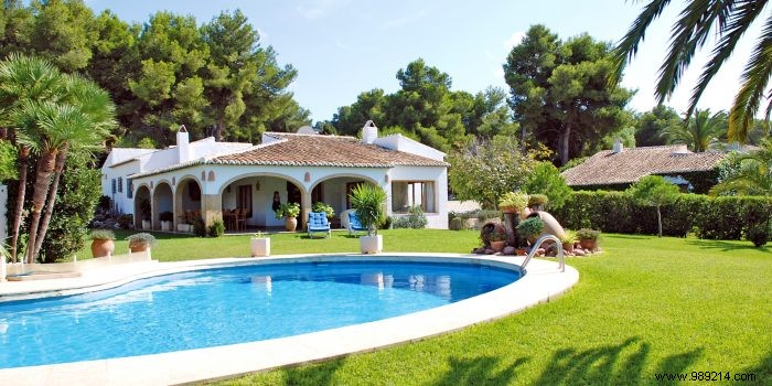 How to Choose the Right Filter Pump for Your Swimming Pool: Expert Guide