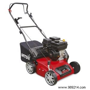 The Essential Scarifier: Transform Your Lawn with Professional Results