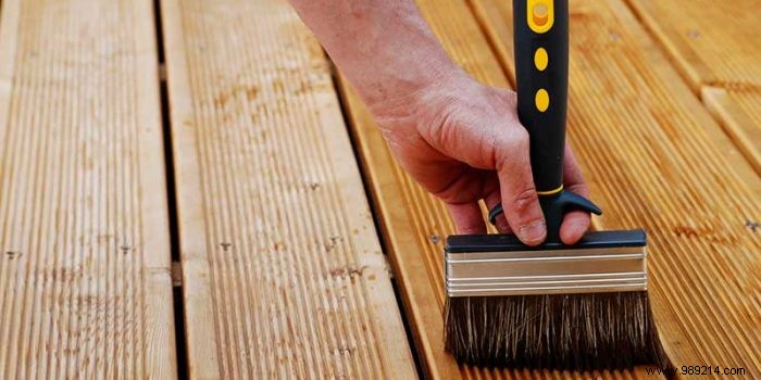 How to Clean and Maintain Your Wooden Deck: Expert Step-by-Step Guide