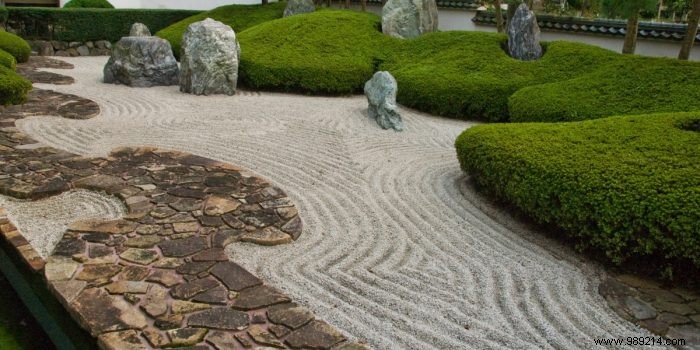 How to Create a Serene Outdoor Zen Garden: Expert Step-by-Step Guide