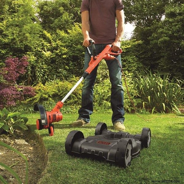 Black+Decker ST5530CM-QS vs AL-KO Combi Care 38 E: Expert Electric Scarifier Comparison