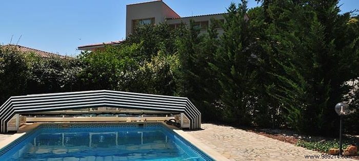 Why Pool Enclosures Are Essential for Every Swimming Enthusiast