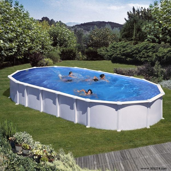 Top 5 Swimming Pool Types: Choose the Perfect One for Your Backyard