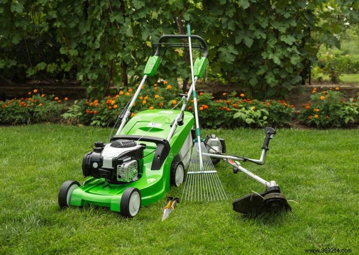 How to Winterize Garden Tools: Expert Tips for Year-Round Protection