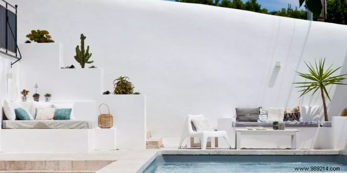 Expert Ideas for Decorating Swimming Pool Edges: Elevate Your Backyard Oasis