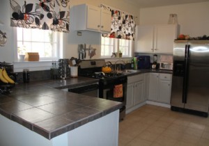 What Is an American Kitchen? Open-Plan Design Ideas and Benefits