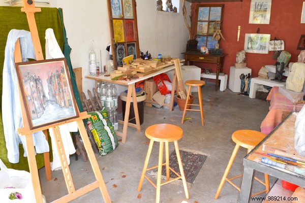 Transform Your Basement into a Functional Living Room: Expert Ideas and Steps