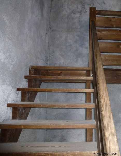 How to Build a Sturdy Miller s Ladder: Expert DIY Guide for Mezzanines
