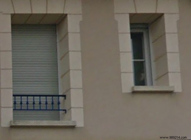 How to Choose the Perfect Color for Your Roller Shutters: Expert Tips