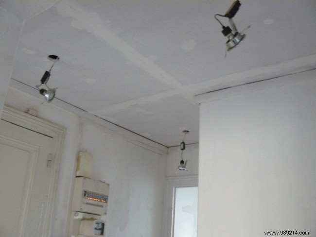 Ceiling Coverings: Expert Guide to Solutions and Costs