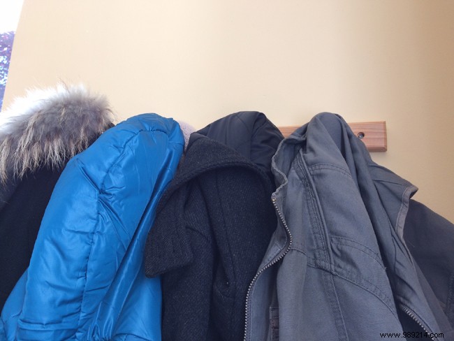 5 Easy DIY Wall Coat Rack Ideas for a Stylish Entryway