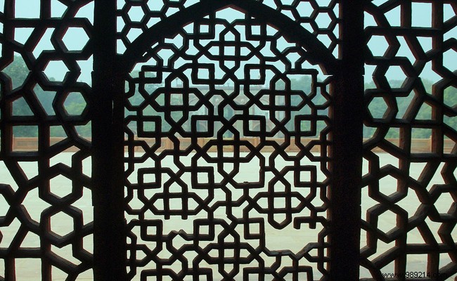 Claustra Screens: Expert Guide to Boosting Garden Privacy, Style, and Comfort