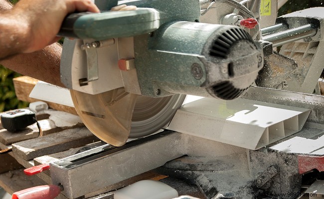 Average Craftsman Hourly Rates: Guide to Fair Quotes for Home Projects