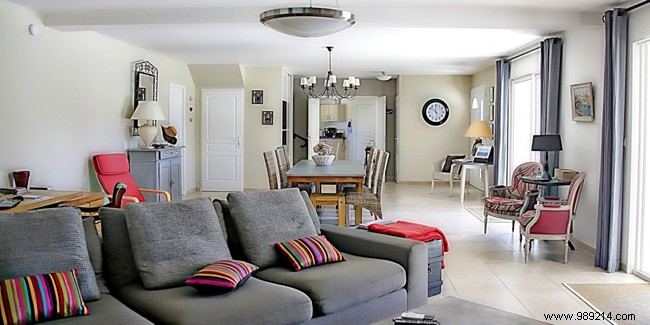 How Consolidating Mortgage and Consumer Loans Lowers Your Monthly Payments