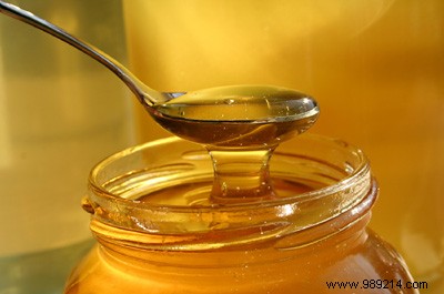 Natural Remedies for Fall and Winter Ailments: A Doctor s Guide to Staying Healthy