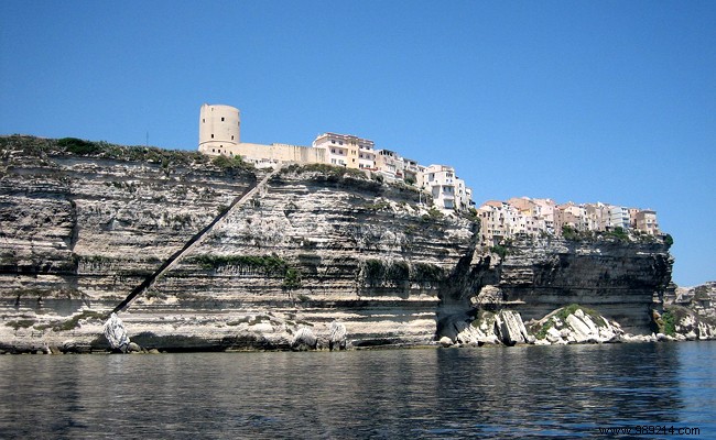 Must-See Corsica Highlights: Essential Towns, Villages, and Natural Wonders for Your Holiday