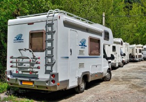 Rent a Motorhome for Flexible, Unforgettable Road Trips and Offbeat Adventures