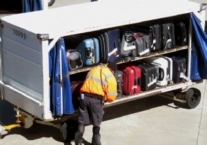 Lost Luggage at the Airport: Expert Steps to Report, Claim Compensation, and Recover Fast