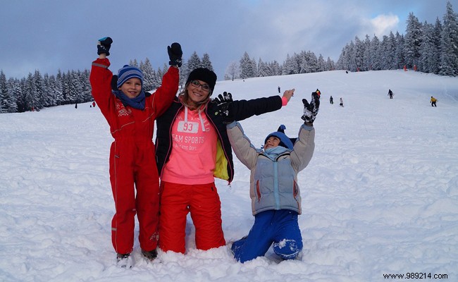 Smart Ways to Save Big on Your Family Ski Holiday