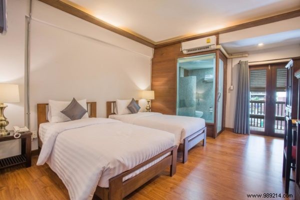 Top Hotels in Chiang Mai s Night Bazaar: Expert Recommendations for Luxurious Stays