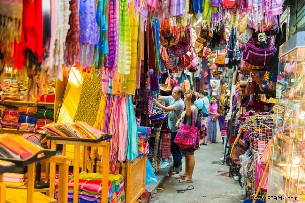 Ultimate Guide to Shopping in Thailand: Markets, Malls & Hidden Gems