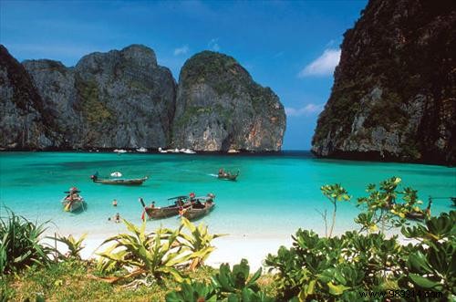 Why Thailand Makes the Perfect Safe and Unforgettable Holiday Destination